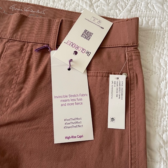 Womens Gloria Vanderbilt Shape Effect Pull On High Rise Capri Pants - Picture 3 of 13